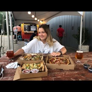 Meet your Posher, Raye